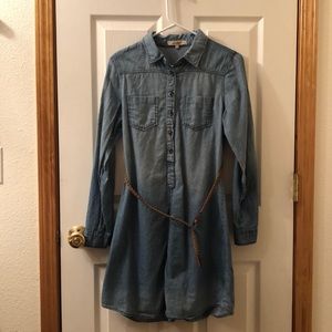 Wishful park women’s size Medium Levi dress